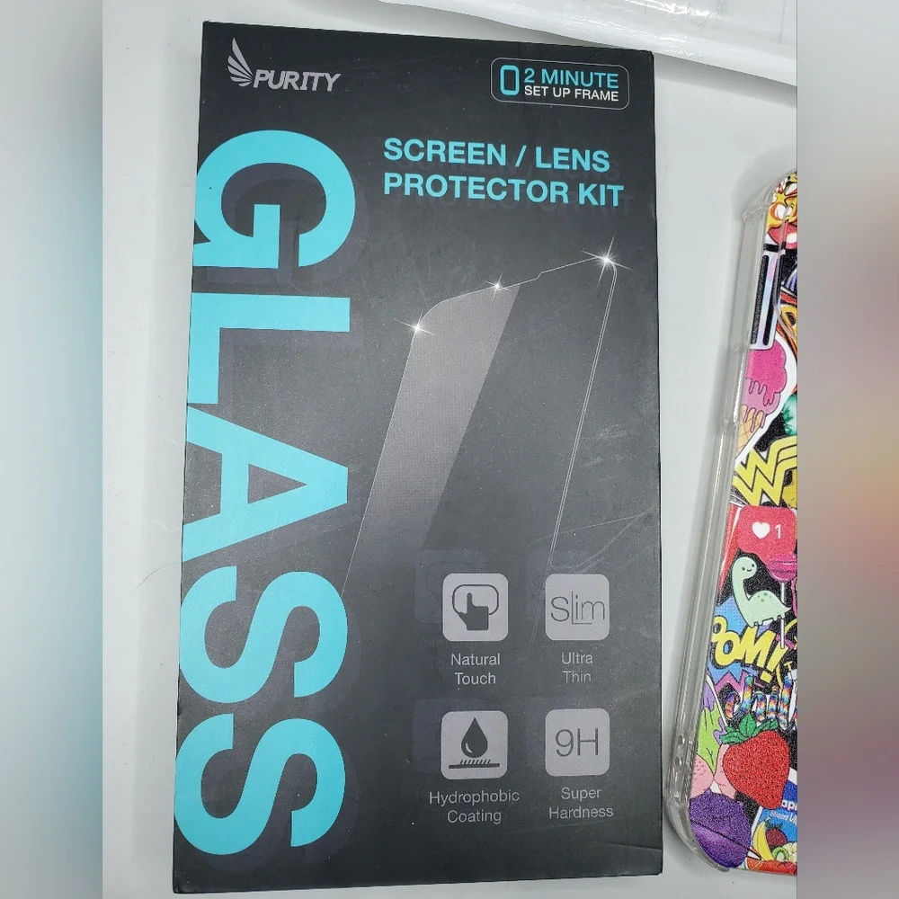 iPhone 12 Pro Max Case & Screen Protector Bundle - Picture 3 of 5